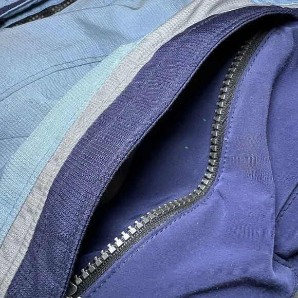 Vintage Spyder Womens Ski Jacket Size 12 Blue White Dermizax-EV X-Static Insulat - Picture 15 of 16